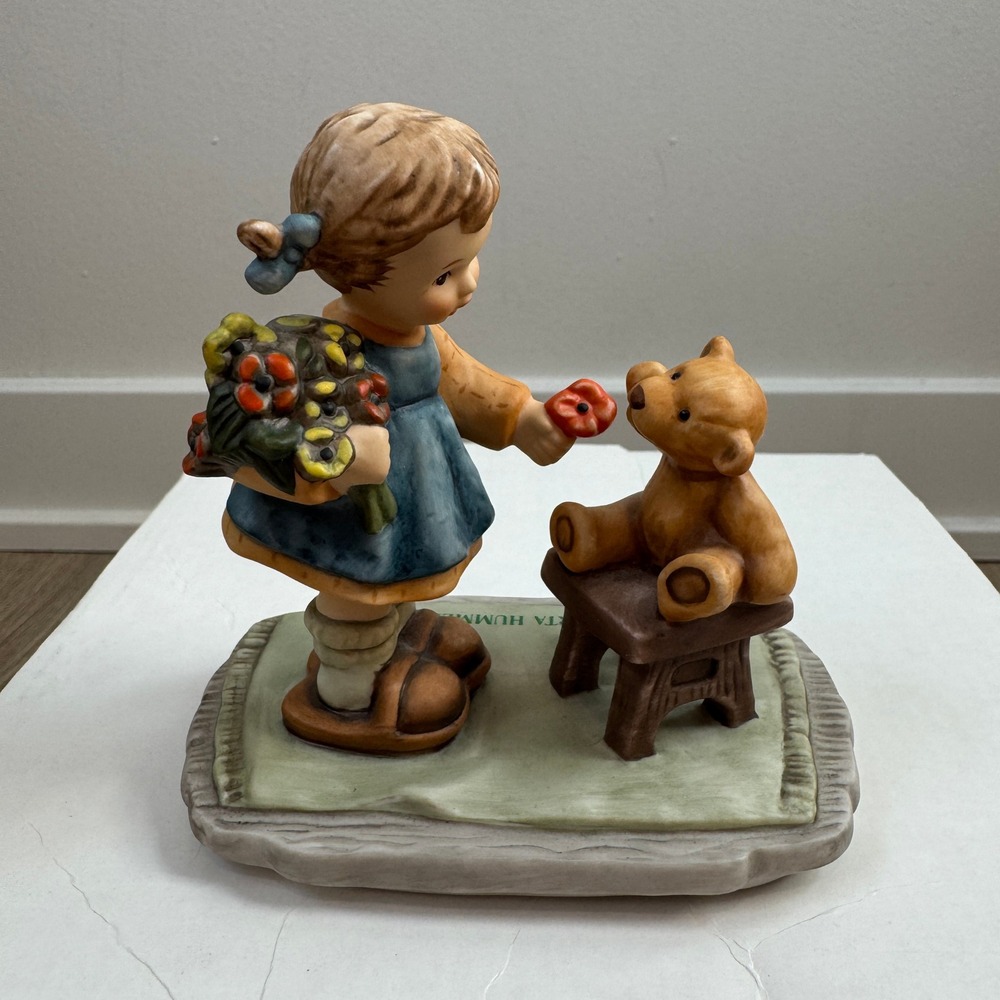 Goebel Berta Hummel With Love Figurine BH 66 Girl Teddy Bear Box COA 1998